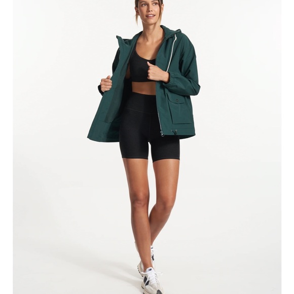 Elijo Rain Jacket- NWT - Picture 3 of 3